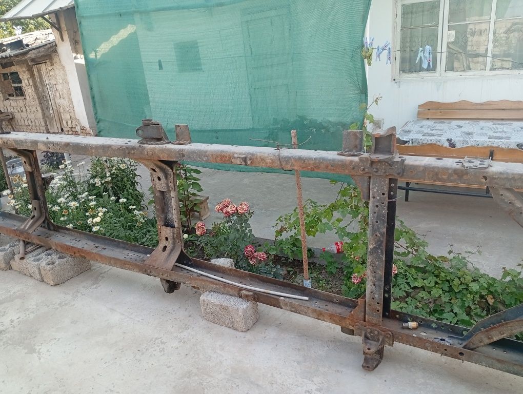 Зил рама 130 янги