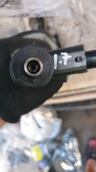 Injector Opel Astra G ,H 1.7 cod 8973000913