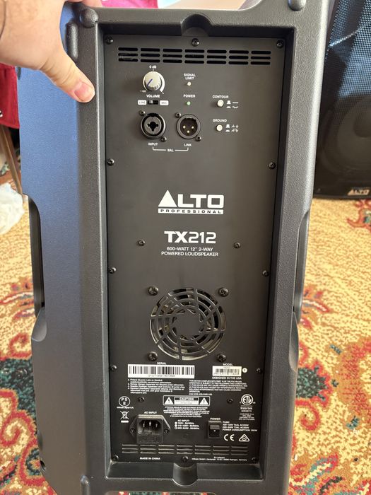 Vand boxe Alto Professional TX212