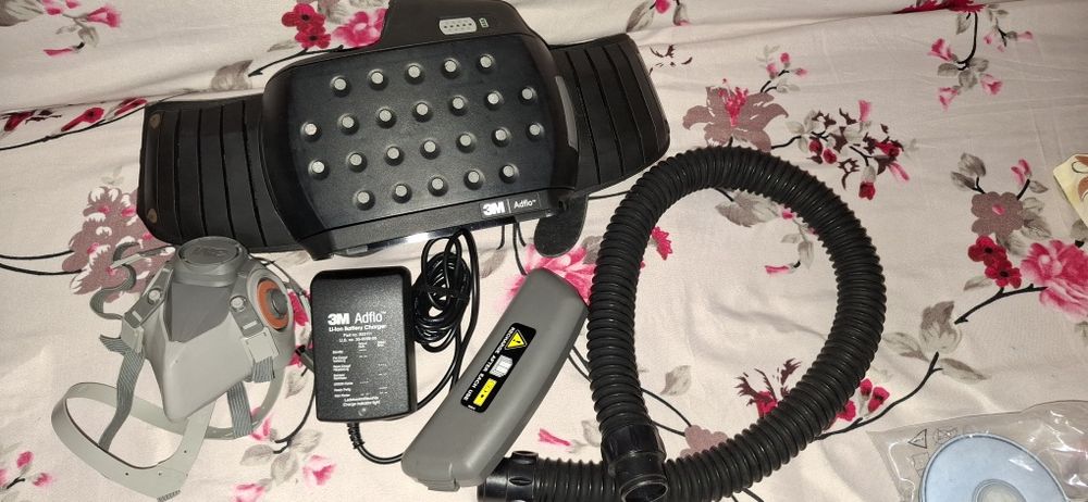 Masca de sudura noua