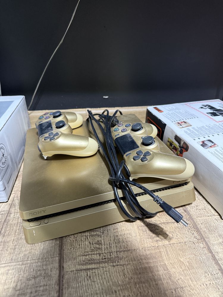 Playstation 4 GOLD