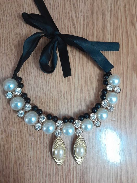 Set: colier fashion, cristale și perle pe șnur + cercei - metal galben