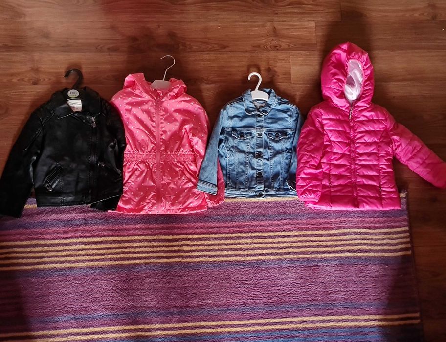 Lot geci trecere marime 98-104 pt fetite 3-4 ani.