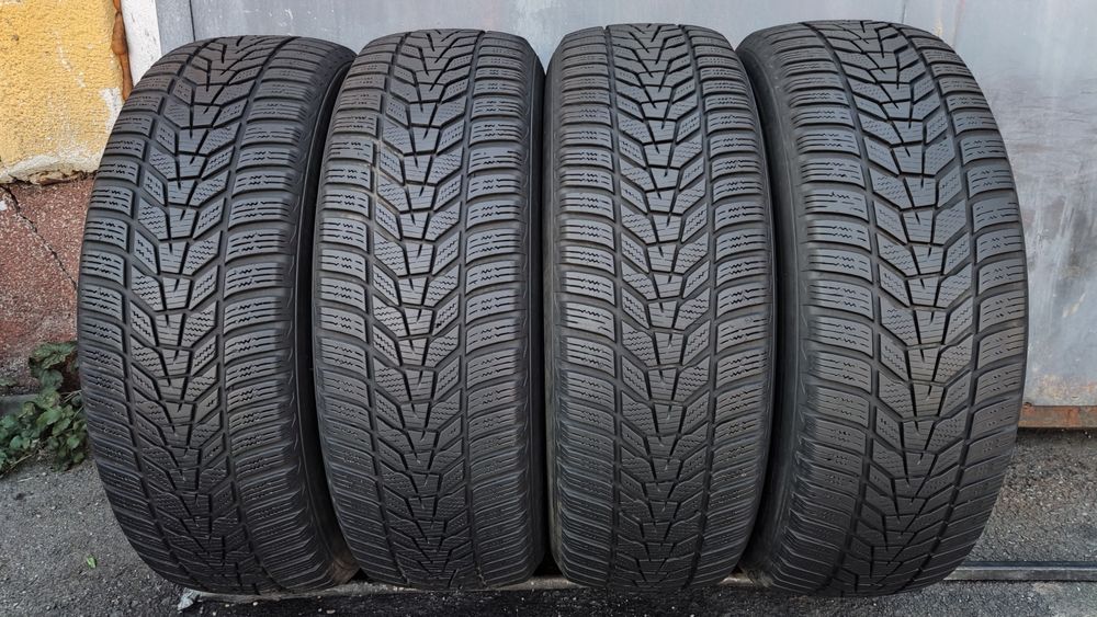 4бр зимни гуми 225/65/17 Hankook Winter I Cept Evo 3, SUV
dot22
6.5mm