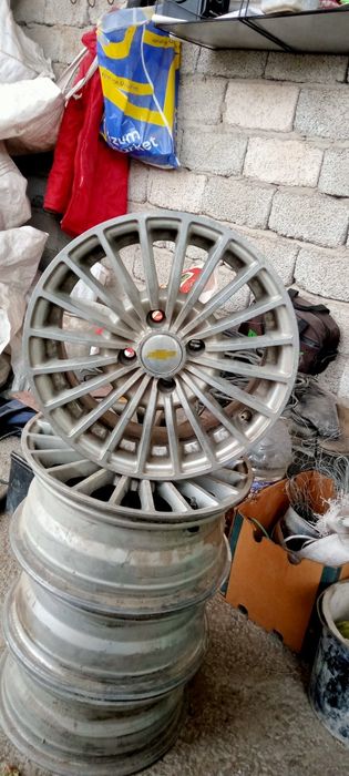 Срочно  сотилади