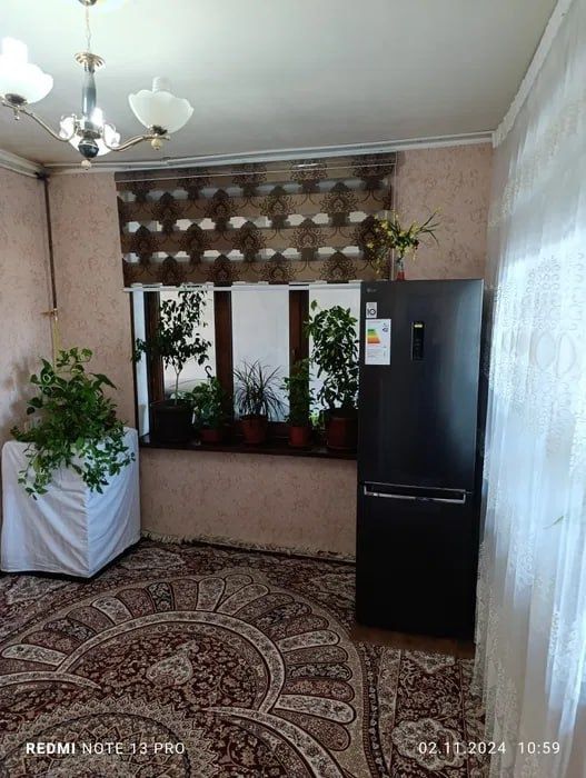 Срочно продается хороший дом в он коргоне 7 сотки с болшим фасадом 375