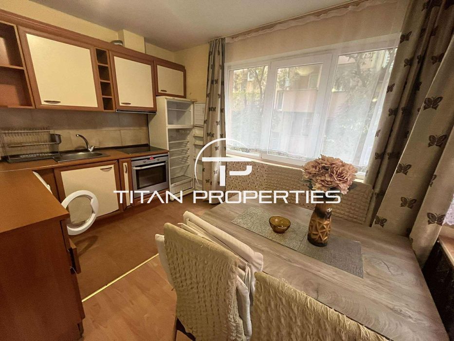 Двустаен апартамент, под наем, кв. Колхозен пазар