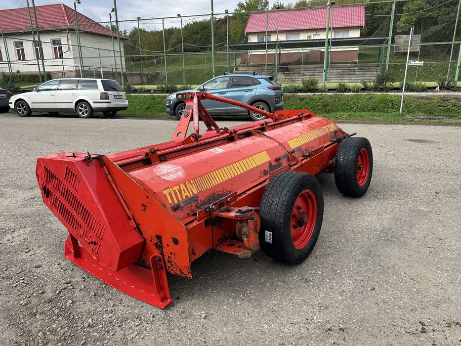 Tocator resturi vegetale Agram 3.20 m