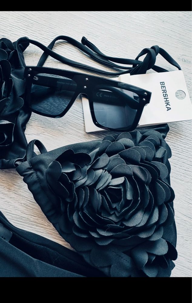 Costum de baie Asos Ochelari cadou
