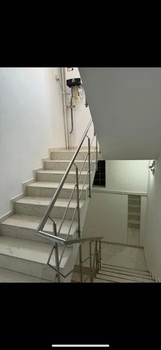 Inchiriam camere pt studenti vila Delfinariu