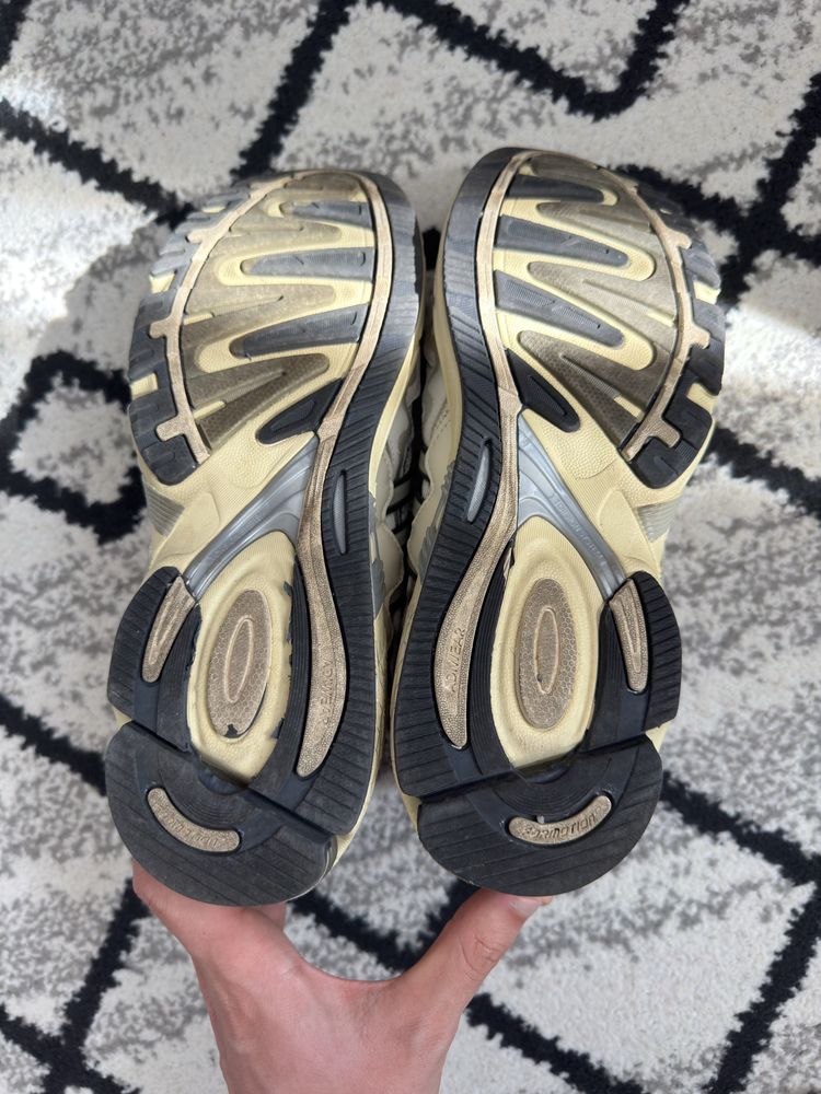 Adidas Bad Bunny Response CL Marime 43 Dad Shoe
