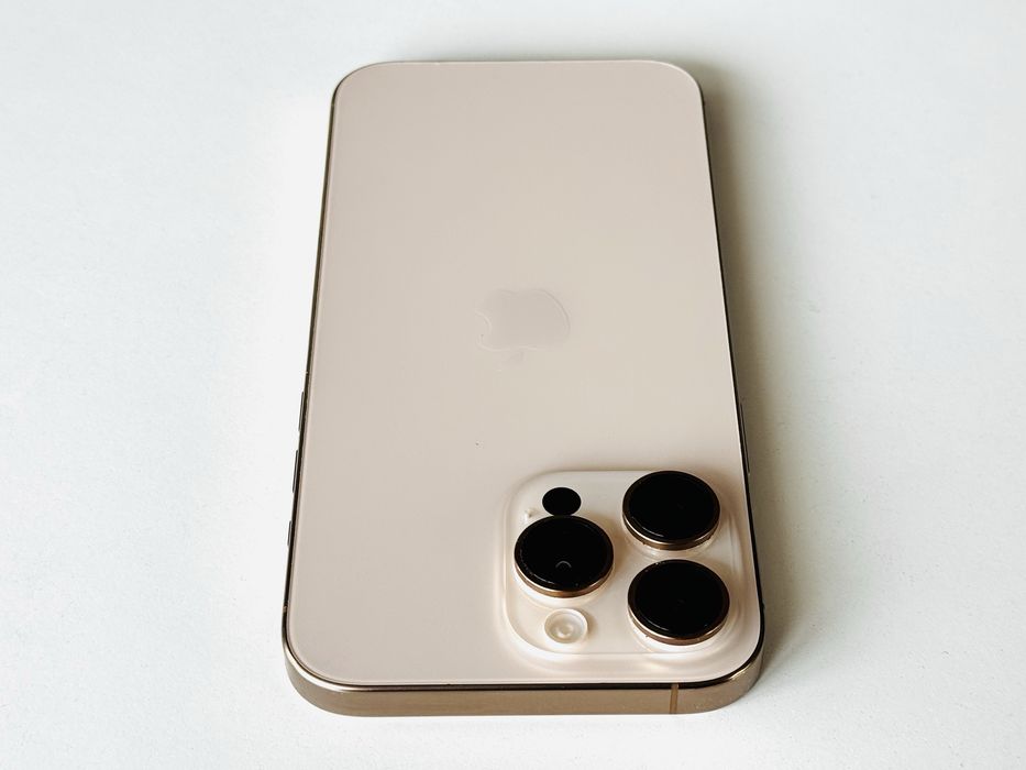 Iphone 16 Pro Max 256GB Desert Titanium Гаранция 6 месеца