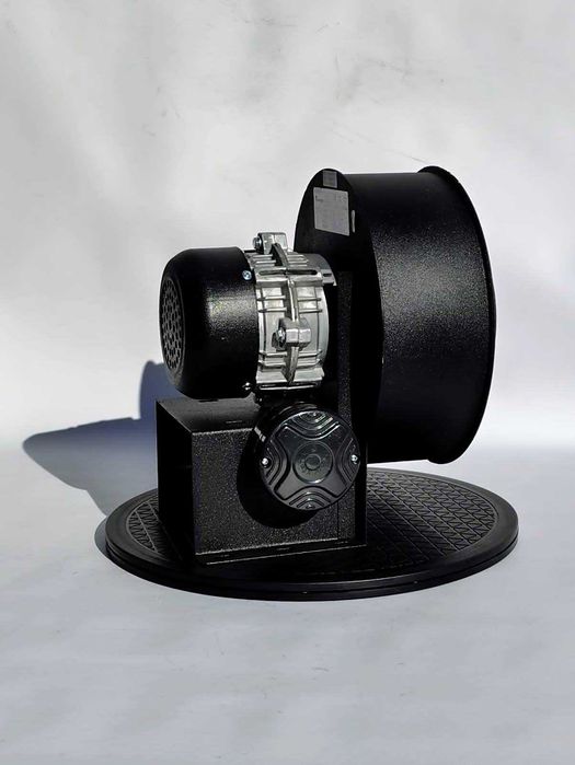 Центробежен вентилатор ф160, едри лопатки