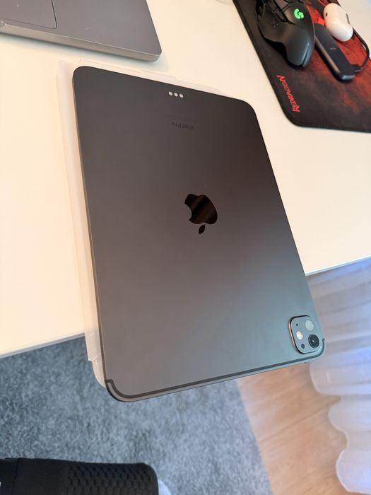 iPad Pro M4 11” – Ca nou, cu garanție (sau la schimb cu M1 Pro 14-16')