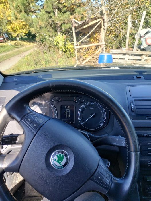 Skoda octavia 2.0 TDI

2200€