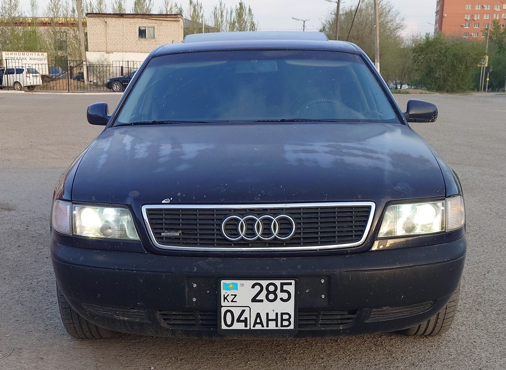 Ауди A8 D2 quattro