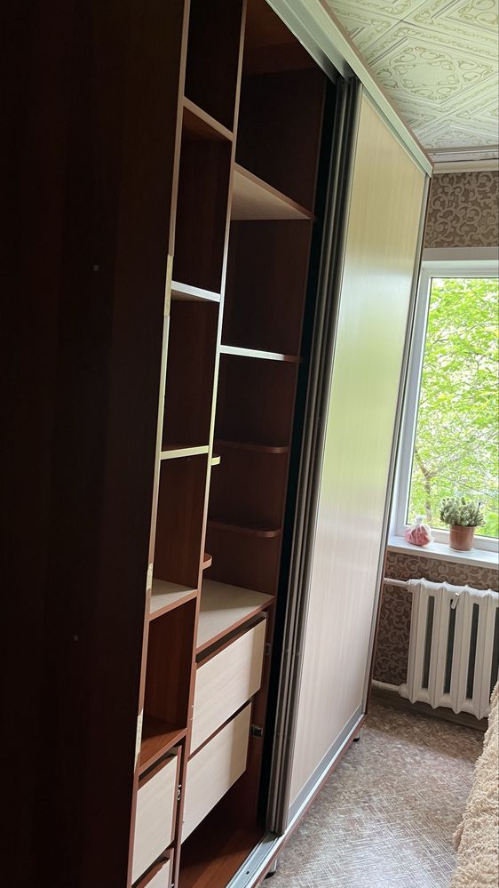 Продам шкаф в отличном состояний