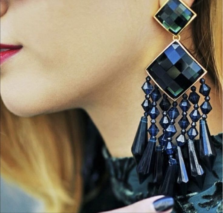 Оригинални обеци Balmain x H&M – лимитирана колекция