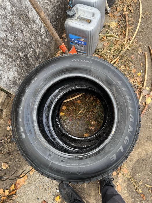 Зимние Шины 215/65-/16 2шт сост.отл