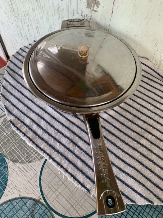 Сковорода стальная 24 см профи для поваров на воцап звонить