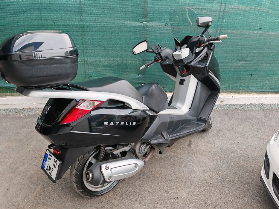 Maxi scuter Peugeot Satelis 250