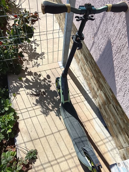 Vand trotineta impecabil a