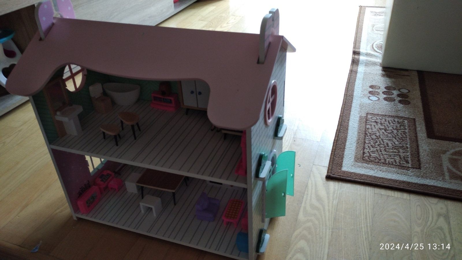 Детска дървена къща за играчки