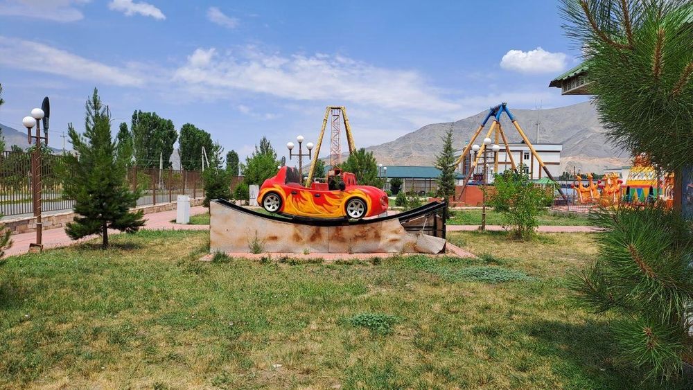 Истирохат боги ва аттракционлар