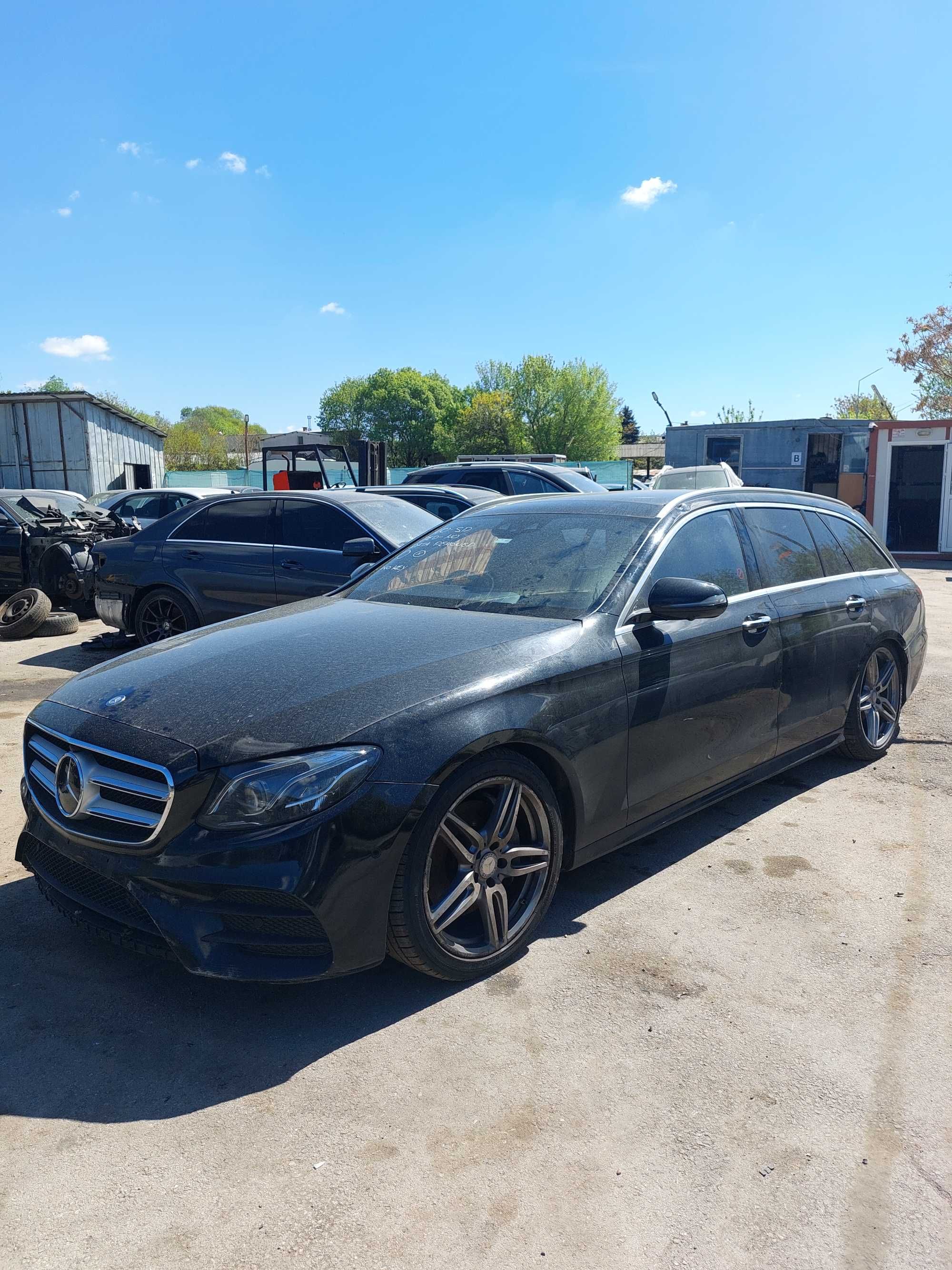 На Части: Mercedes W213 AMG E220d 194 к.с. 2017 MULTIBEAM, DISTRONIC