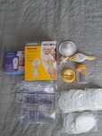 Двуфазна ръчна помпа за кърма Medela Harmony + подаръци