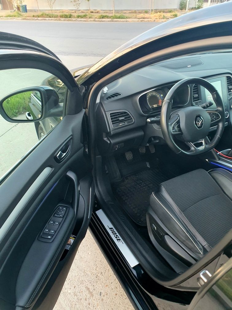 RENAULT MEGANE 4 2016 bose edition