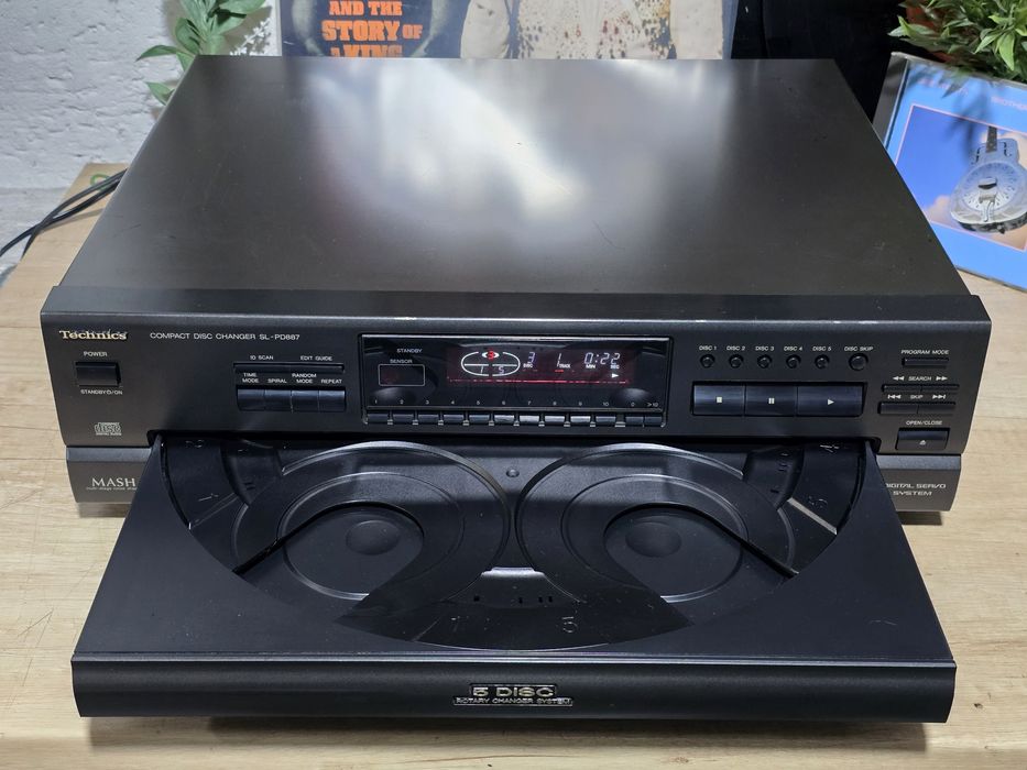 Cd player TECHNICS SL-PD887, 5 disc changer, magazie 5 cd-uri