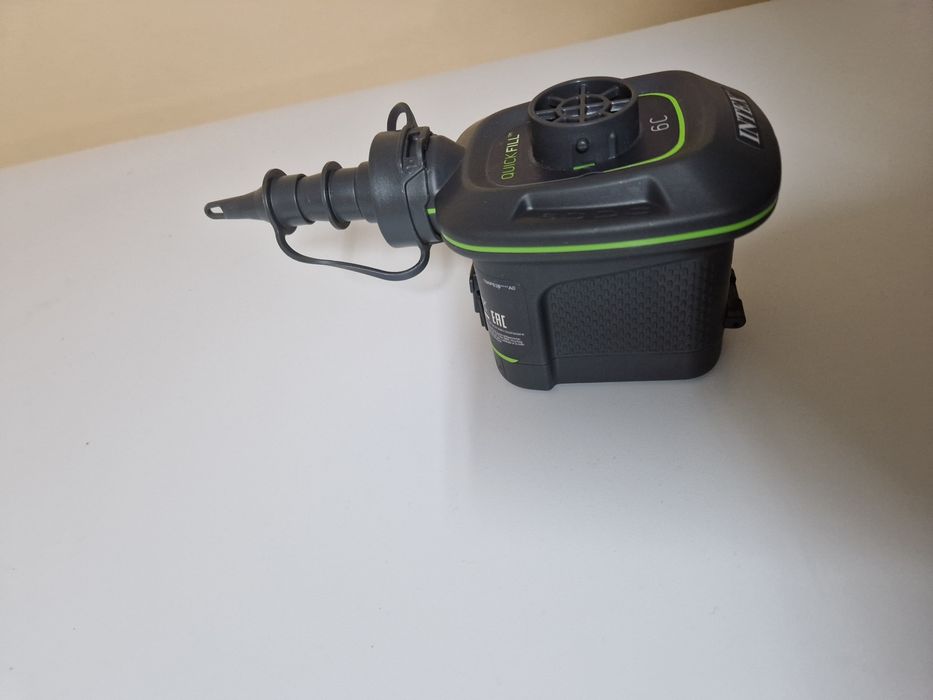 Pompa Intex Quick Fill pe baterii