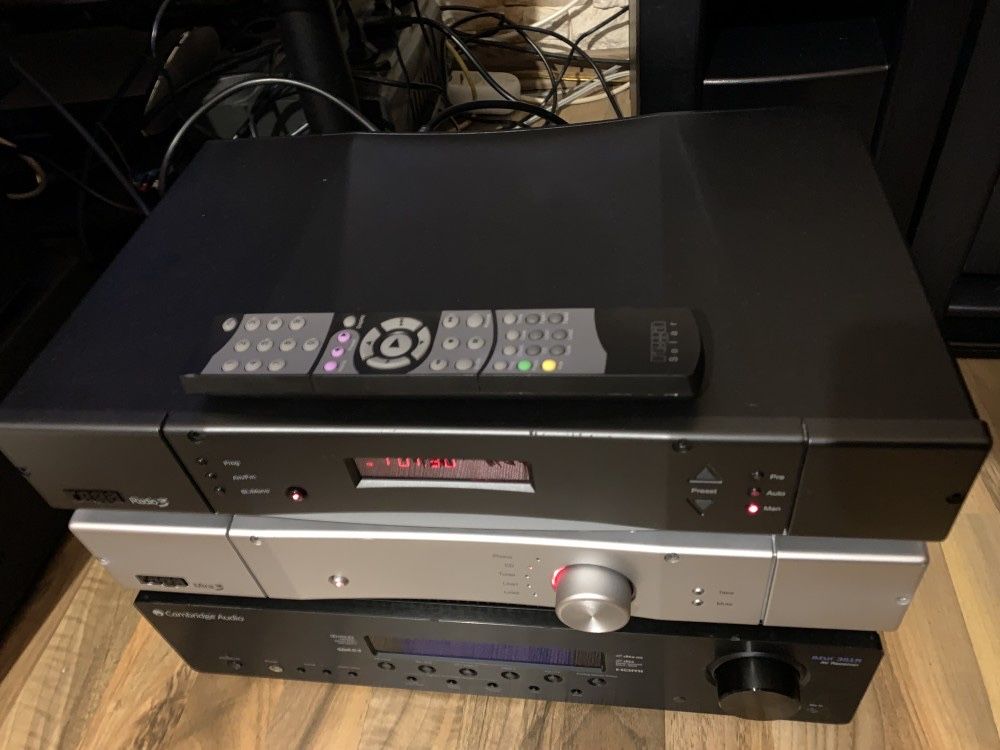 Rega MIRA 3 Nou STEREO 2x90W High-End Audiofil Preț deLISTĂ 1000$ 10Kg