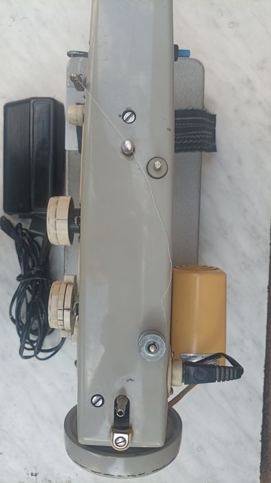 швейная машинка Подольск 142 прямострока зигзаг шьет отлично