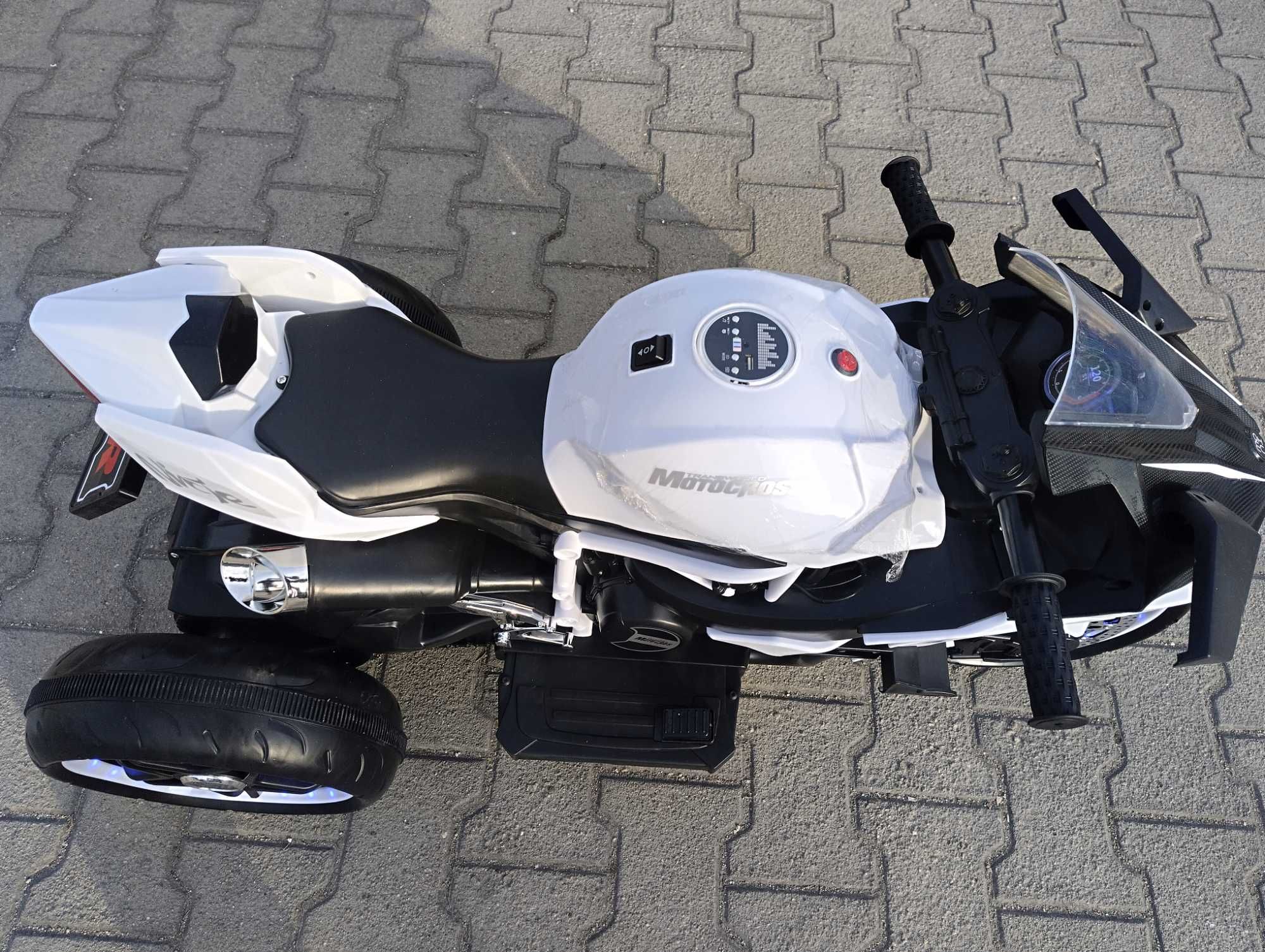 KAWASAKI акумулаторен мотор NINJA бял