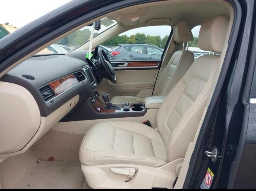 Dezmembrez touareg 7p 3.0tdi cas casa bara capota aripi grup