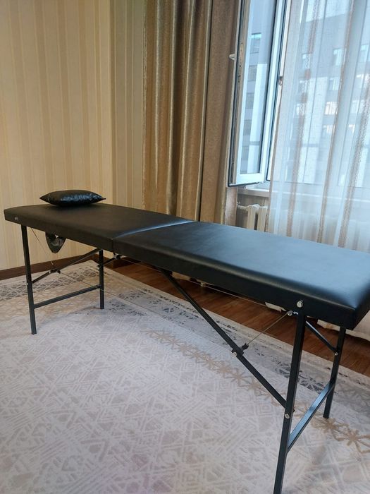 Продаю Кушетку и помощник этажер