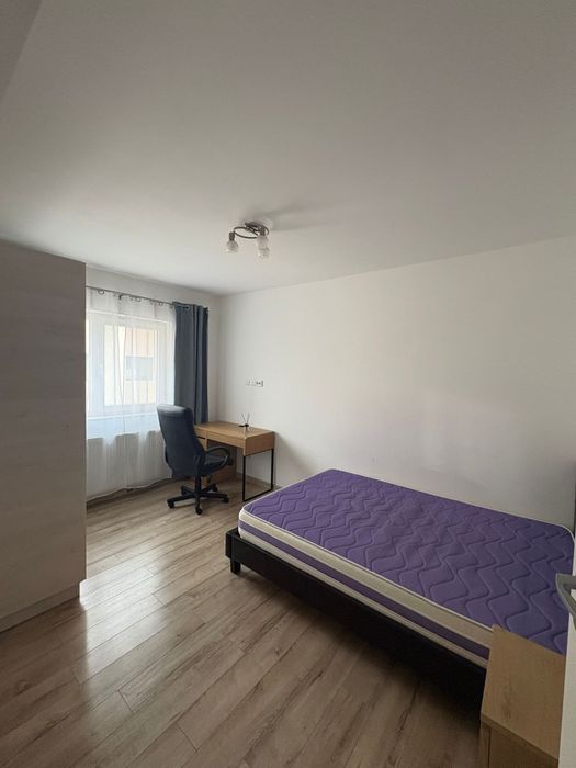 Apartament 3 camere , sector 4
