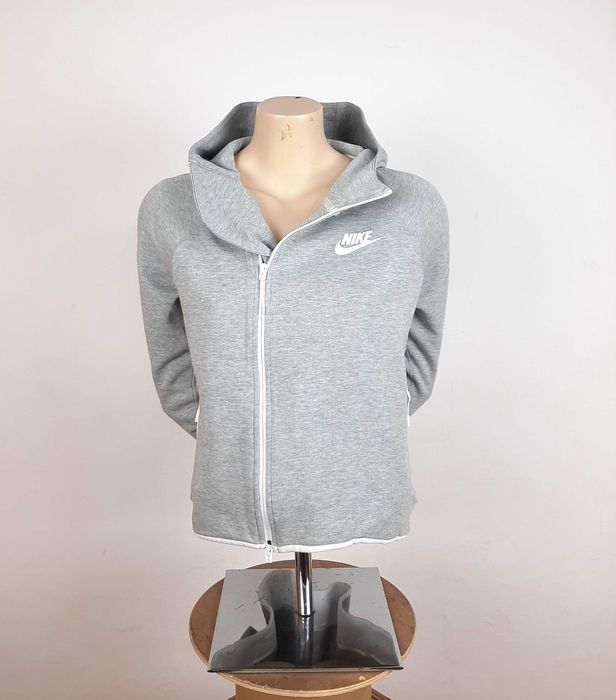 Nike Tech Fleece Cape - Оригинално дамско горнище размер M