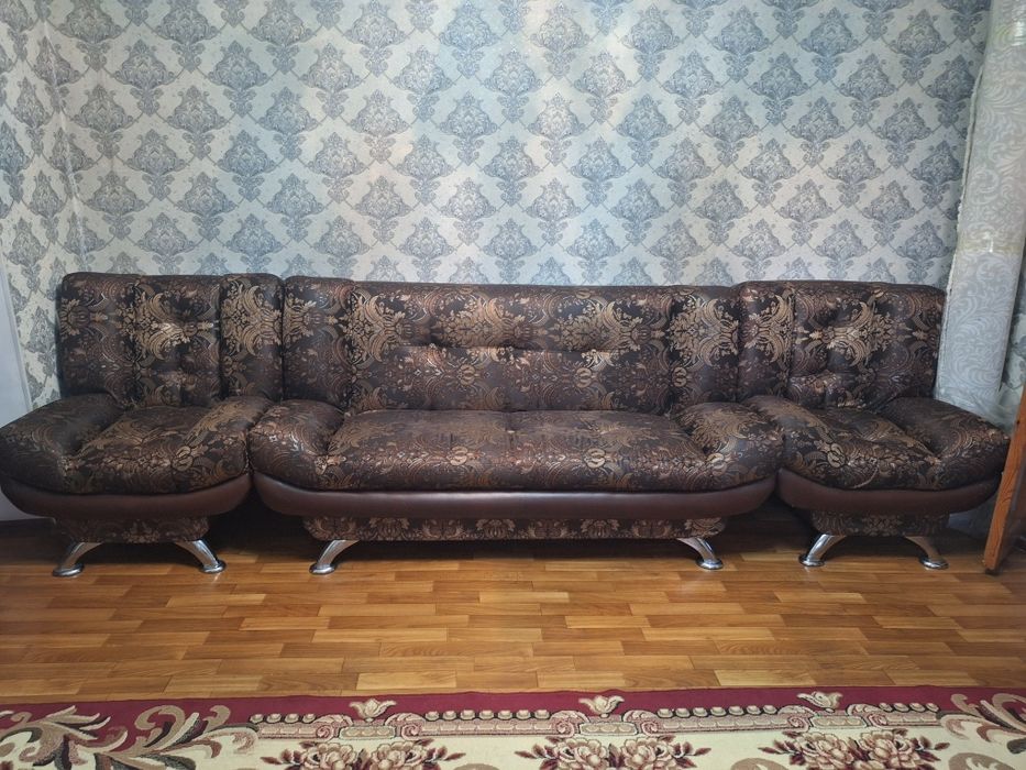 Продам диван и креслы