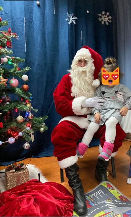 MOȘ CRĂCIUN de închiriat