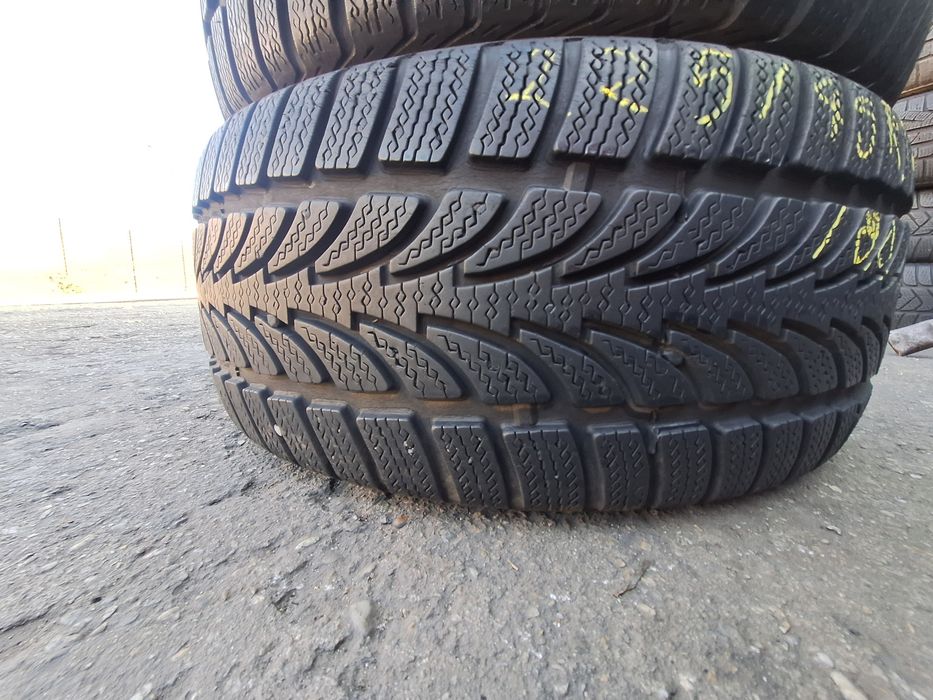 2 anvelope iarna 225/45r17  Nokian Montaj Gratuit