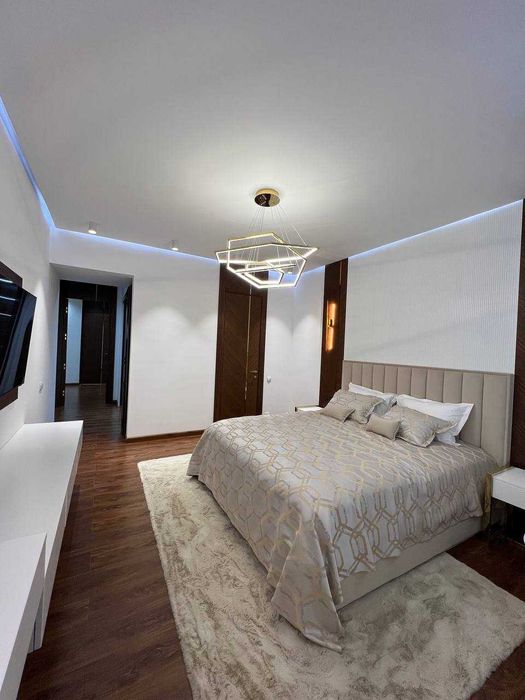 СДАЁТСЯ В АРЕНДУ КВАРТИРА в центре города ул.Чехова ) Срочно !!!