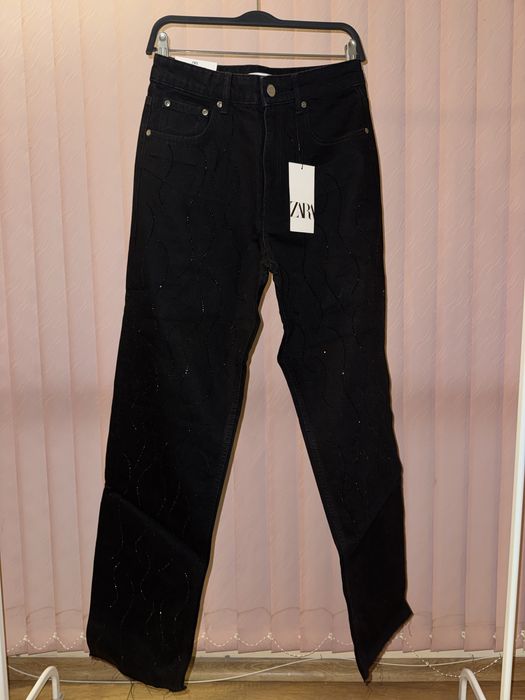 Черни дамски дънки с камъни