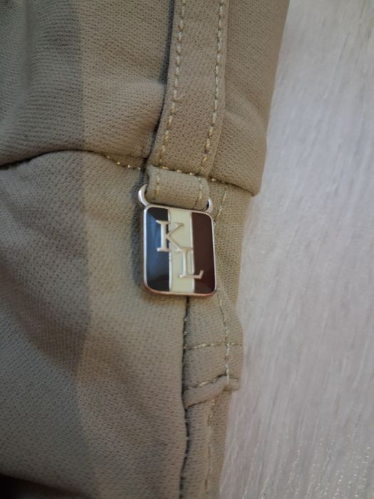 Vand Pantaloni Marca Kingsland  Echitație marime 42 Dama
