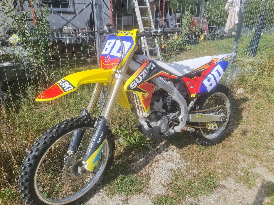 Suzuki rmz 250 . 2012  foarte bine intreținut,