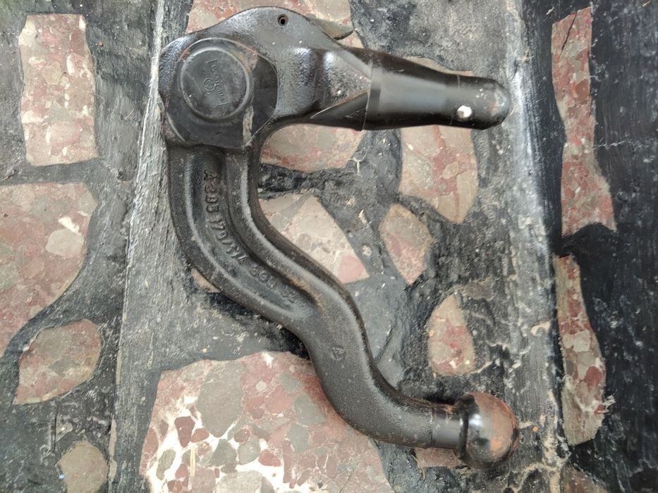 Теглич за Ауди А6 автоматичен