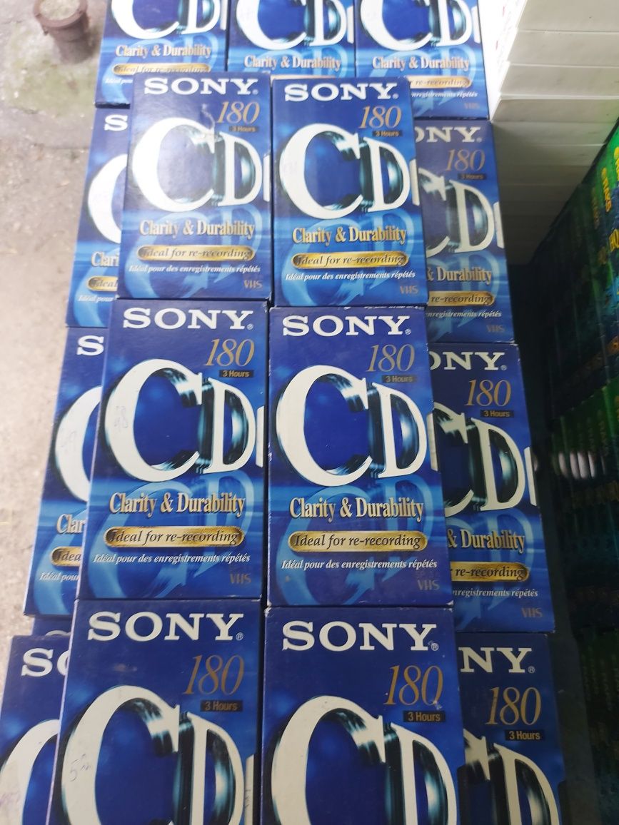 Vand casete video originale