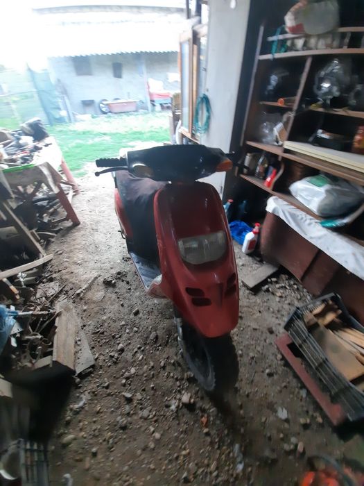Vând scuter Piaggio